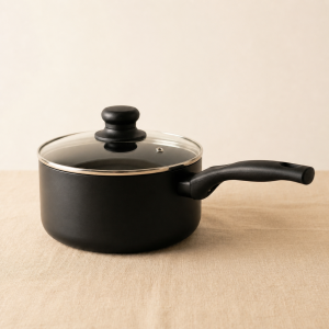 Non-Stick Saucepan with Lid – product detail view 2