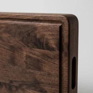 Walnut Cutting Board, Large – detail