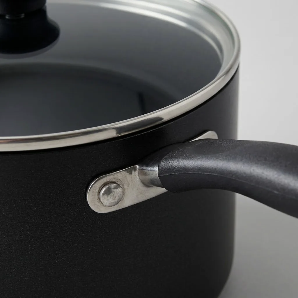 Non-Stick Saucepan with Lid, 3 Qt – detail